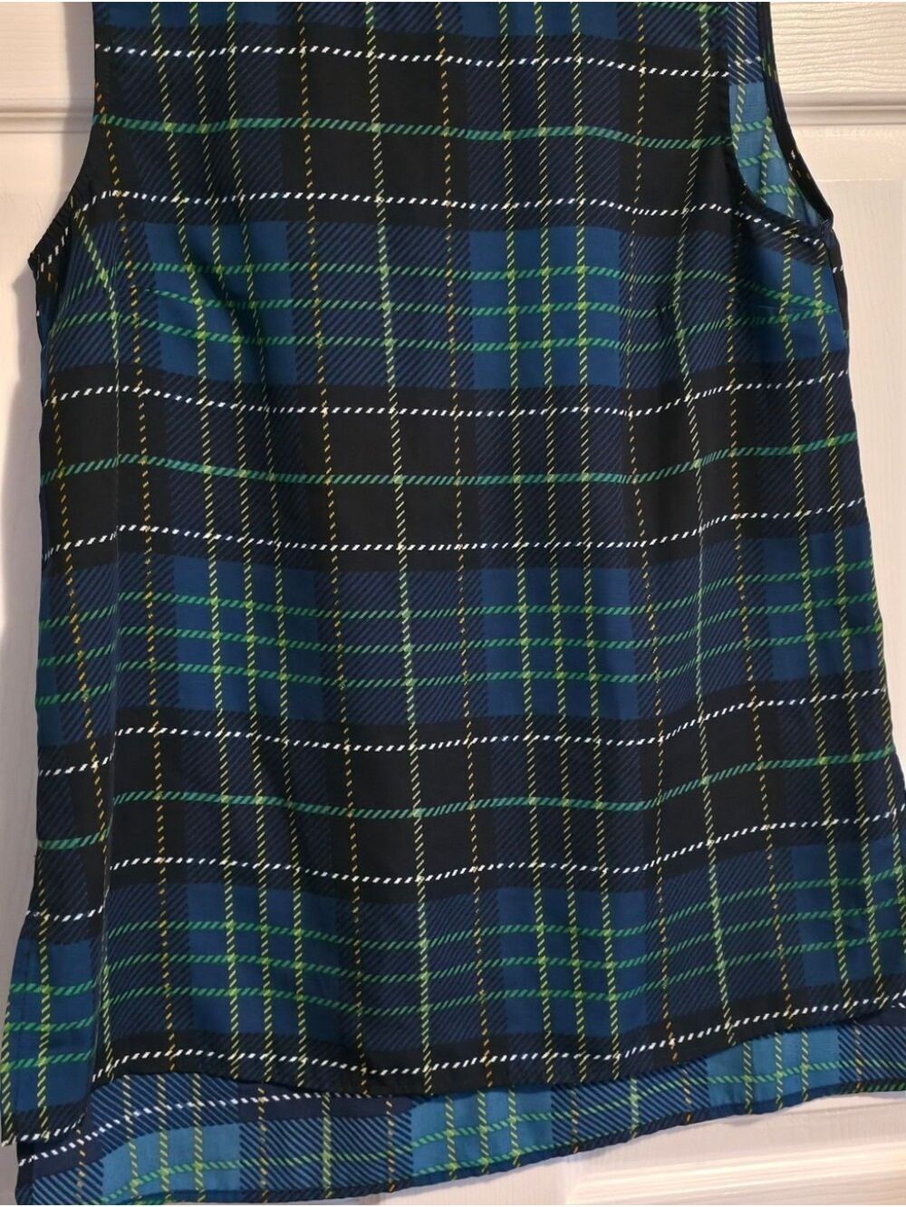 4/$67 Deal! Vintage Women’s Navy and Green Plaid Tank Top